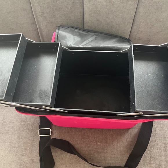 Travel vanity case - Picture 5 of 6